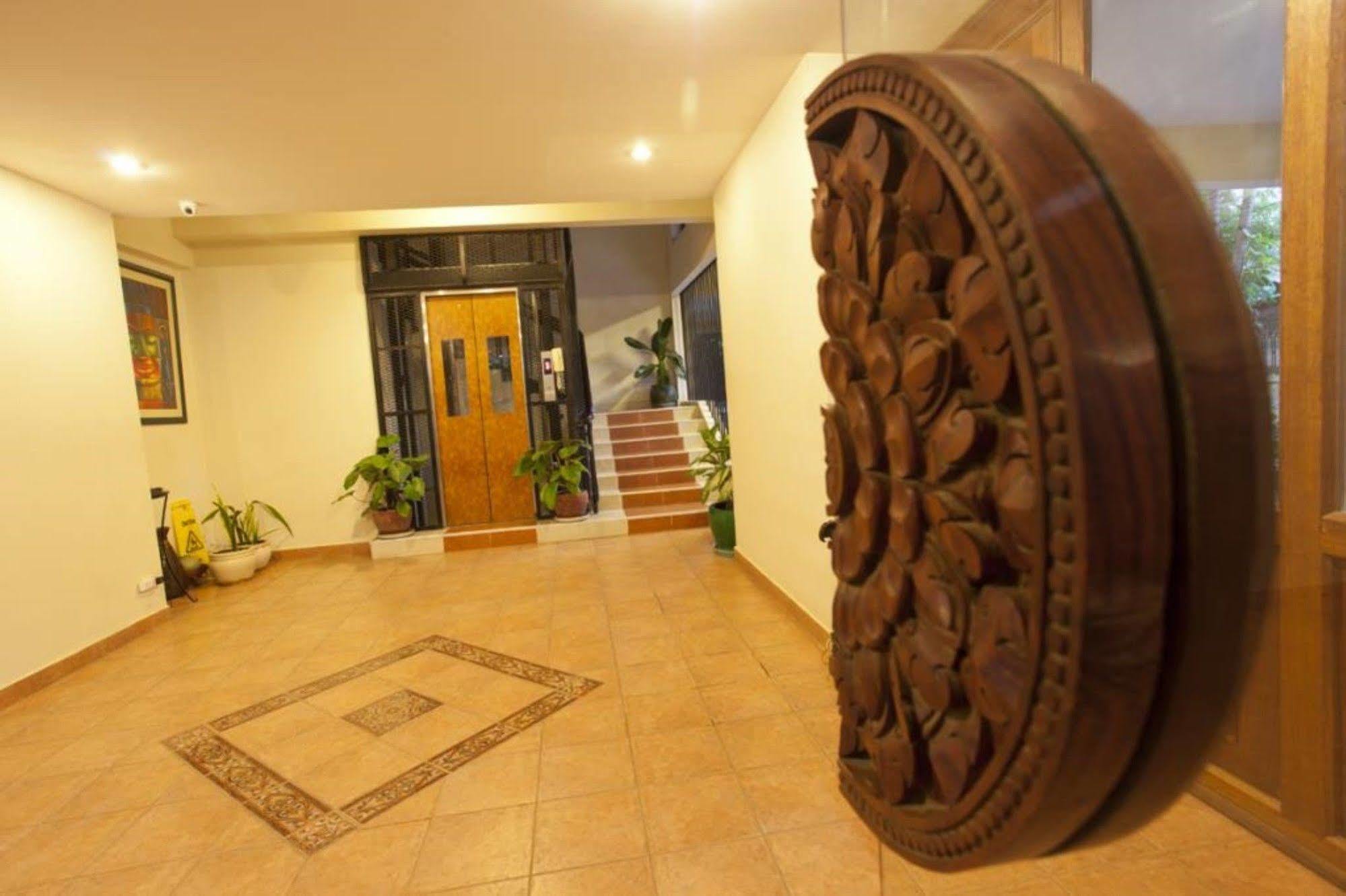 Grand Apartment Phnom Penh